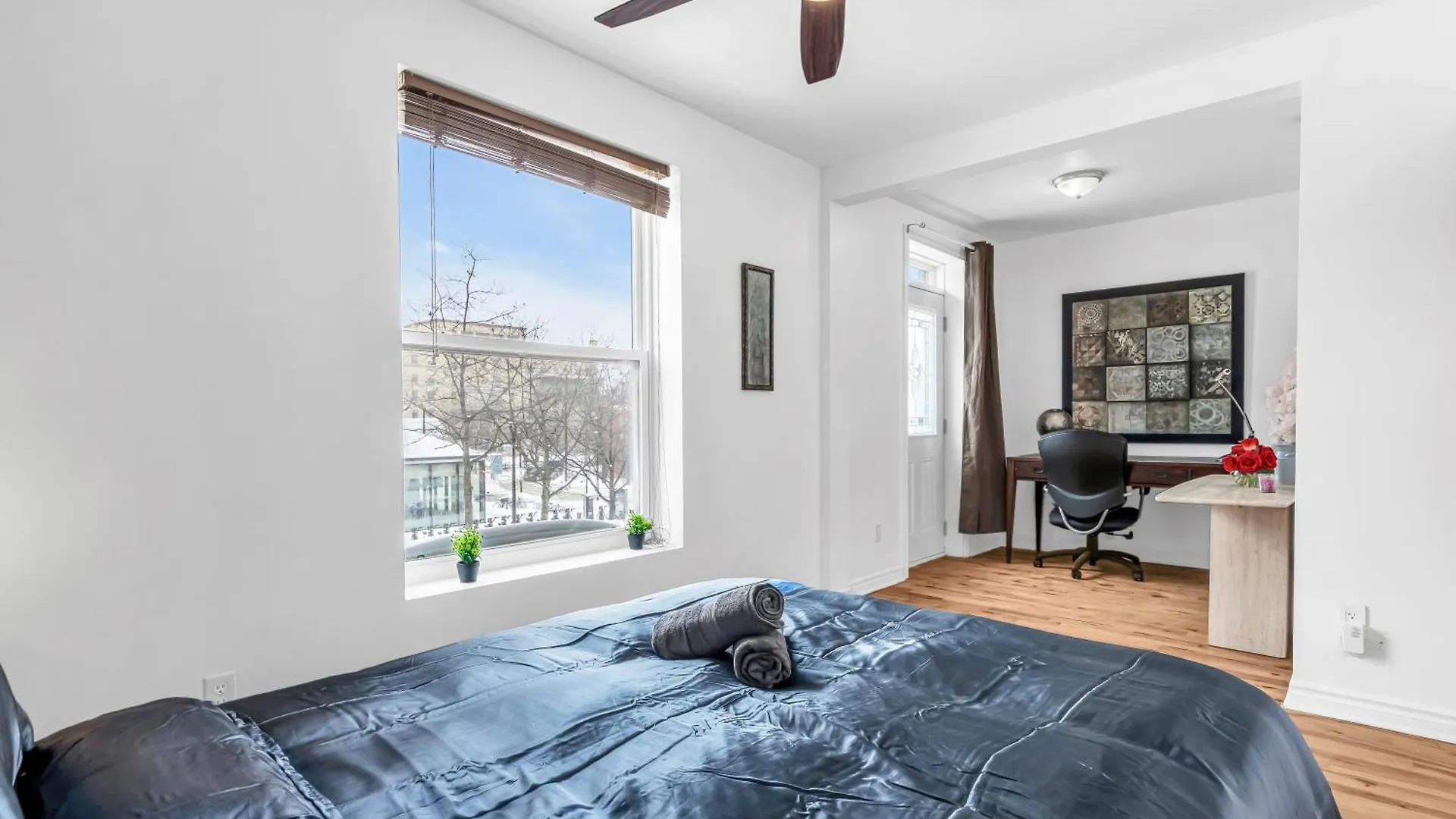 Beautiful 3-Bedrooms In Heart Of Plateau Mont-Royal Montréal
