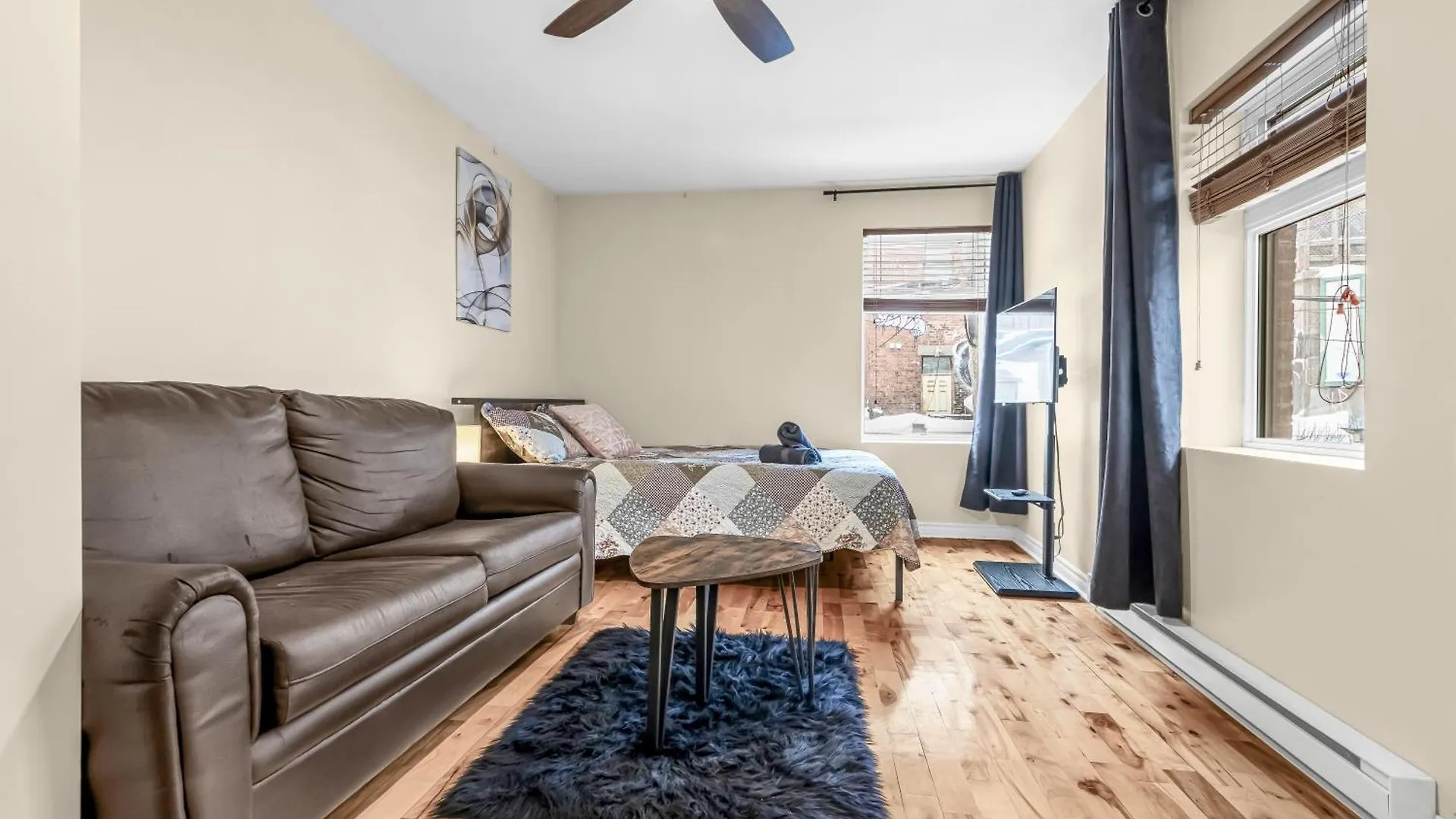 Apartamento Beautiful 3-Bedrooms In Heart Of Plateau Mont-Royal Montréal