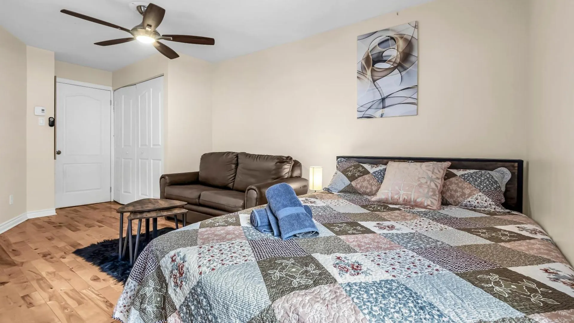 Beautiful 3-Bedrooms In Heart Of Plateau Mont-Royal Montréal 0*,